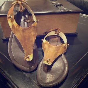 One of a kind, gently worn sz 9 leather sandals.